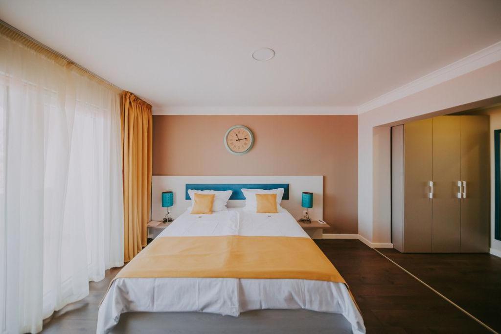 Bellevue Rooms Stara Baška Exterior foto