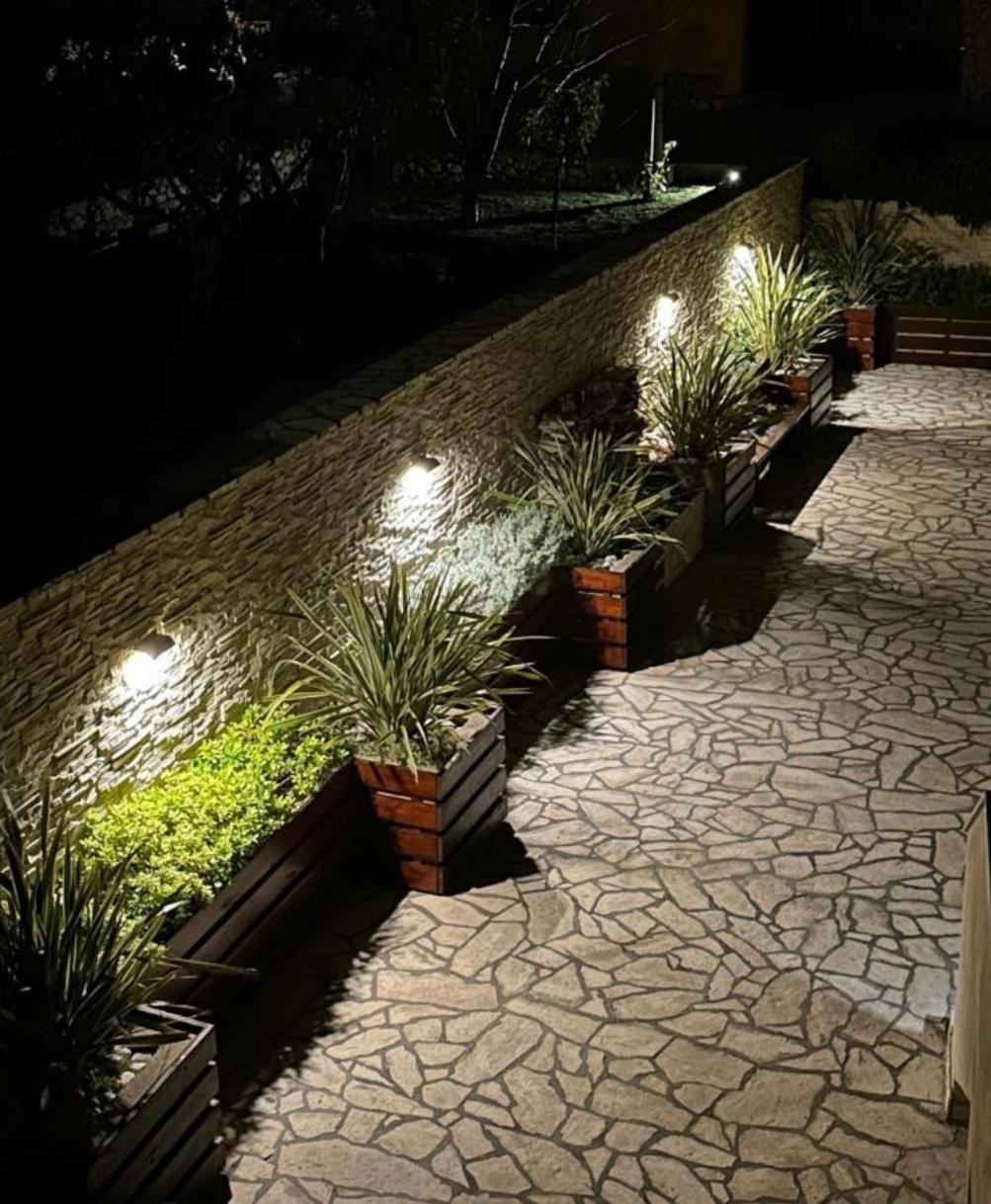 Bellevue Rooms Stara Baška Exterior foto